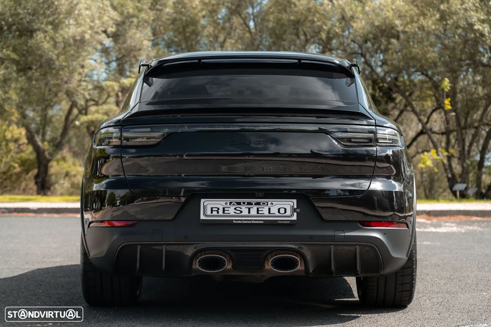 Porsche Cayenne Coupé Turbo - 9