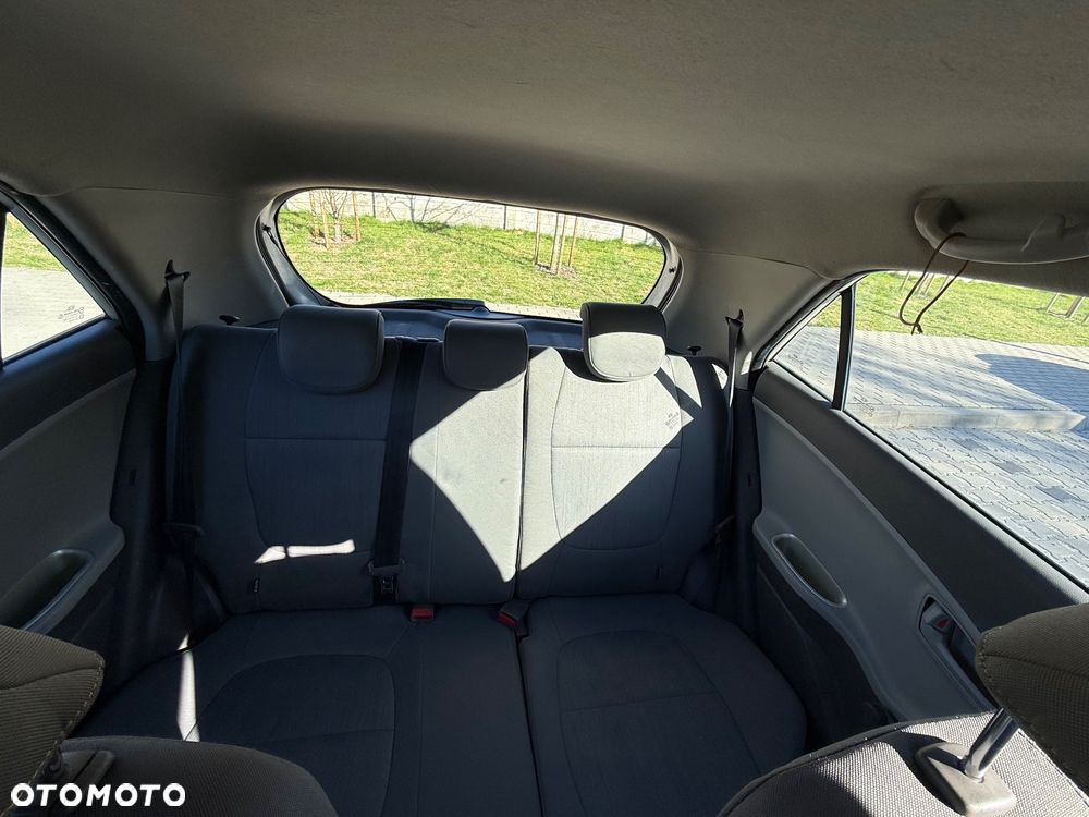 Kia Picanto 1.0 M - 23