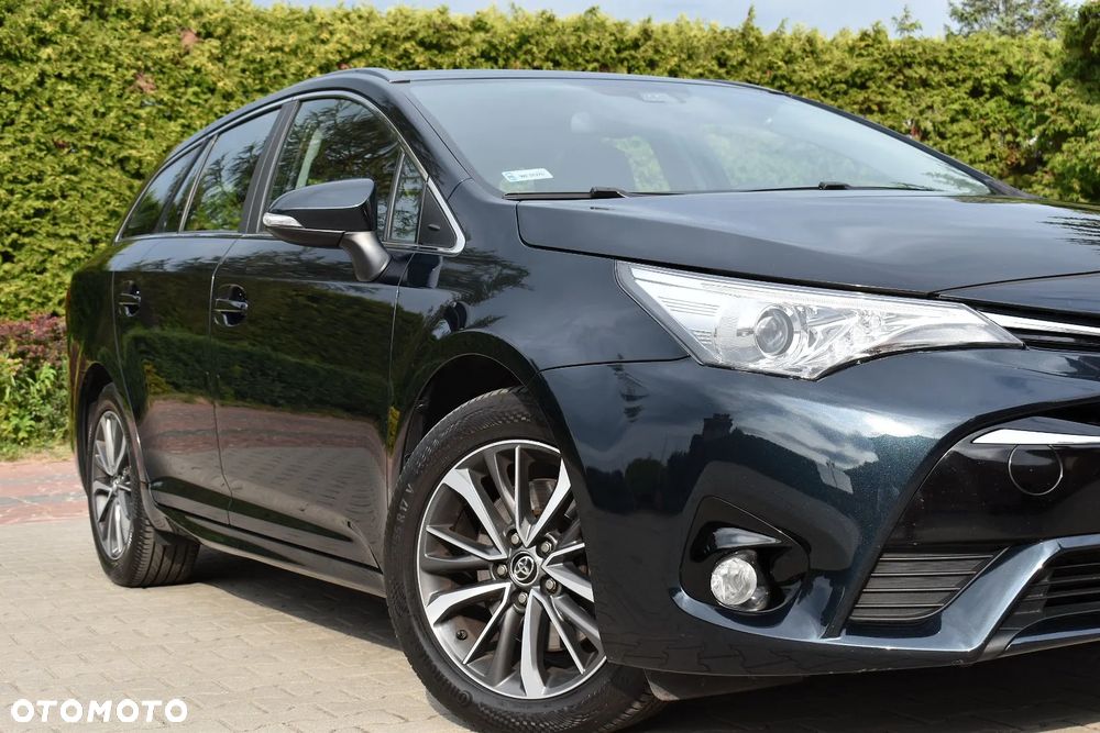 Toyota Avensis 2.0 D-4D Active Business - 2