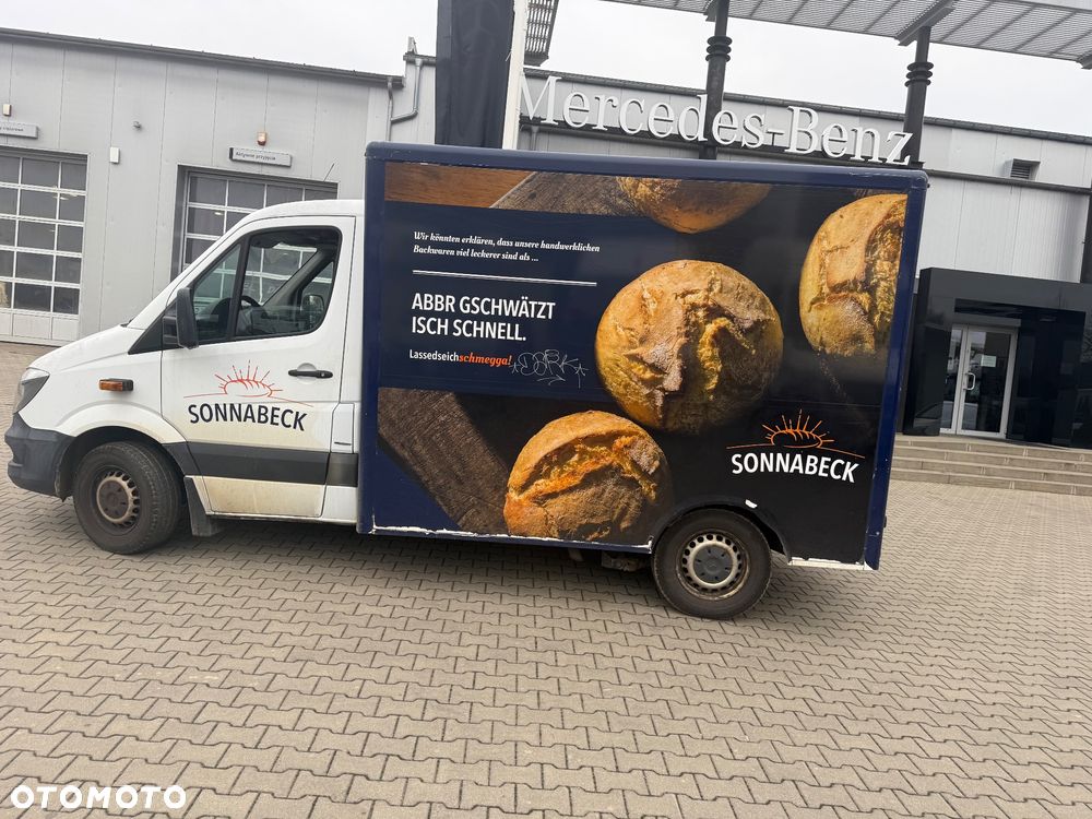 Mercedes-Benz Sprinter - 2