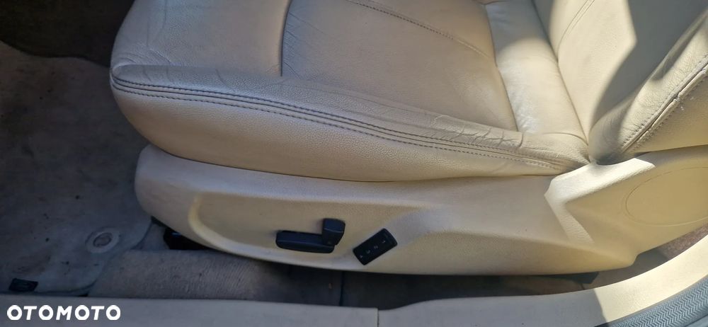 Ford Mondeo 2.3 Titanium - 4