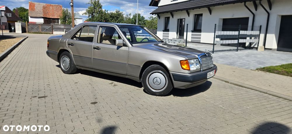 Mercedes-Benz W124 (1984-1993) - 4