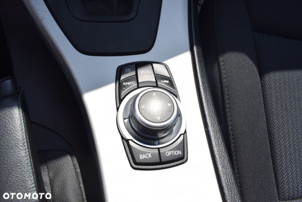 BMW Seria 3 - 35