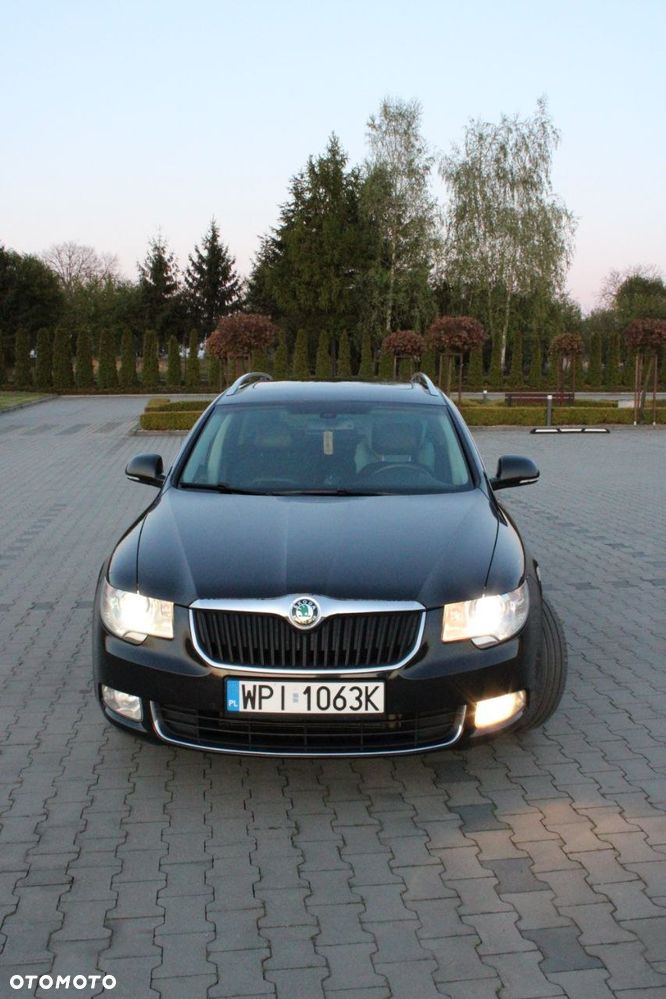 Skoda Superb 2.0 TDI L&K DSG - 6