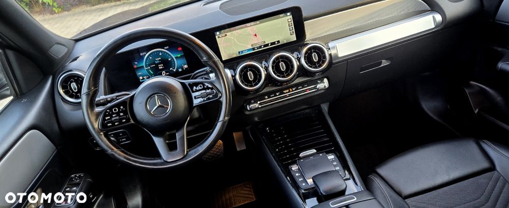 Mercedes-Benz GLB 200 d 8G-DCT AMG Line - 25