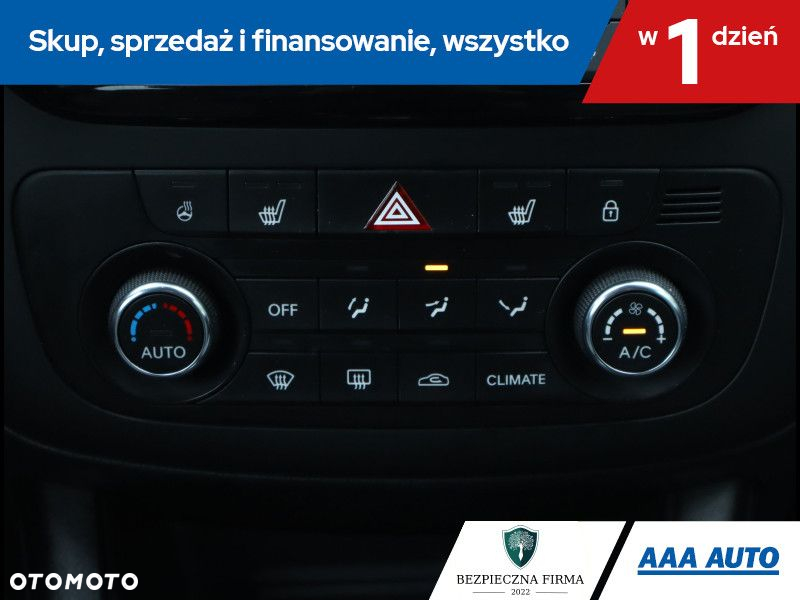 Kia Venga - 17