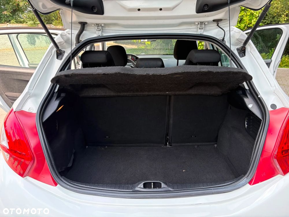 Peugeot 208 1.4 HDi Access - 21