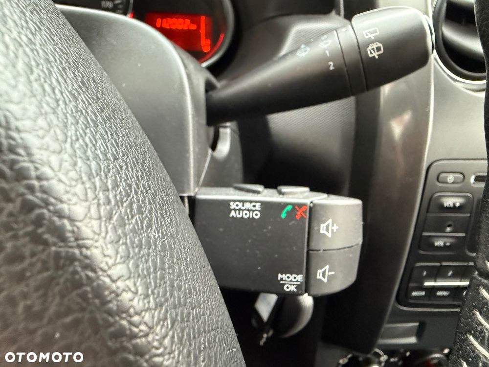 Dacia Duster SCe 115 4x2 Ambiance - 22