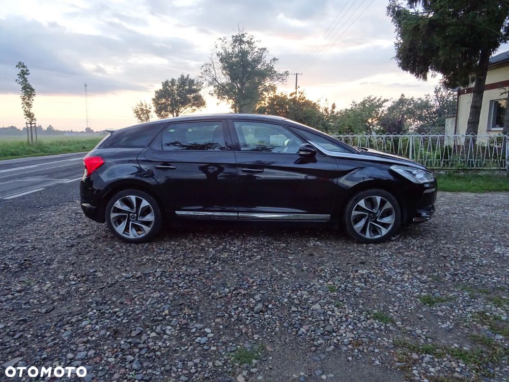 Citroën DS5 2.0 HDi SportChic - 3