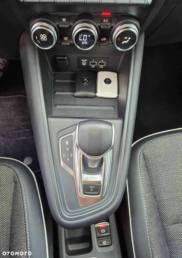 Renault Captur E-TECH 160 INTENS - 22