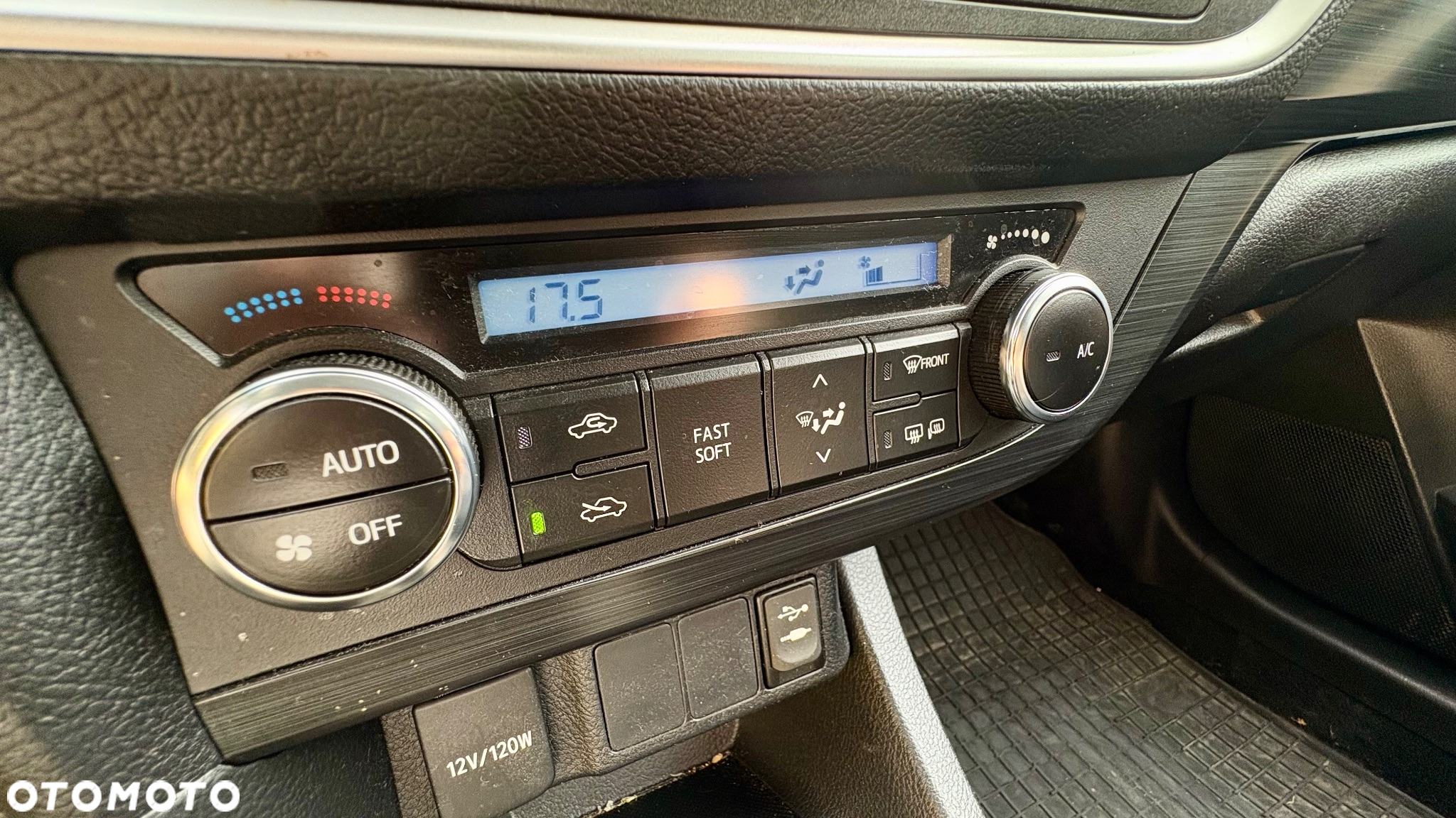 Toyota Auris 1.33 VVT-i Comfort - 11