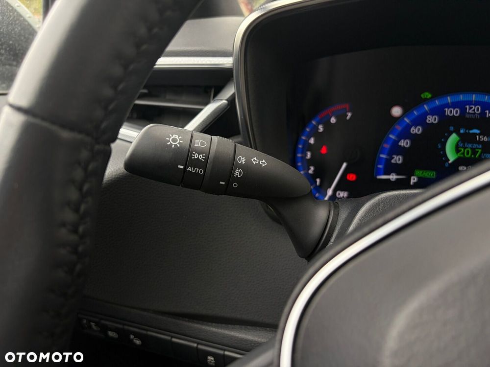 Toyota Corolla 1.8 Hybrid Comfort - 27
