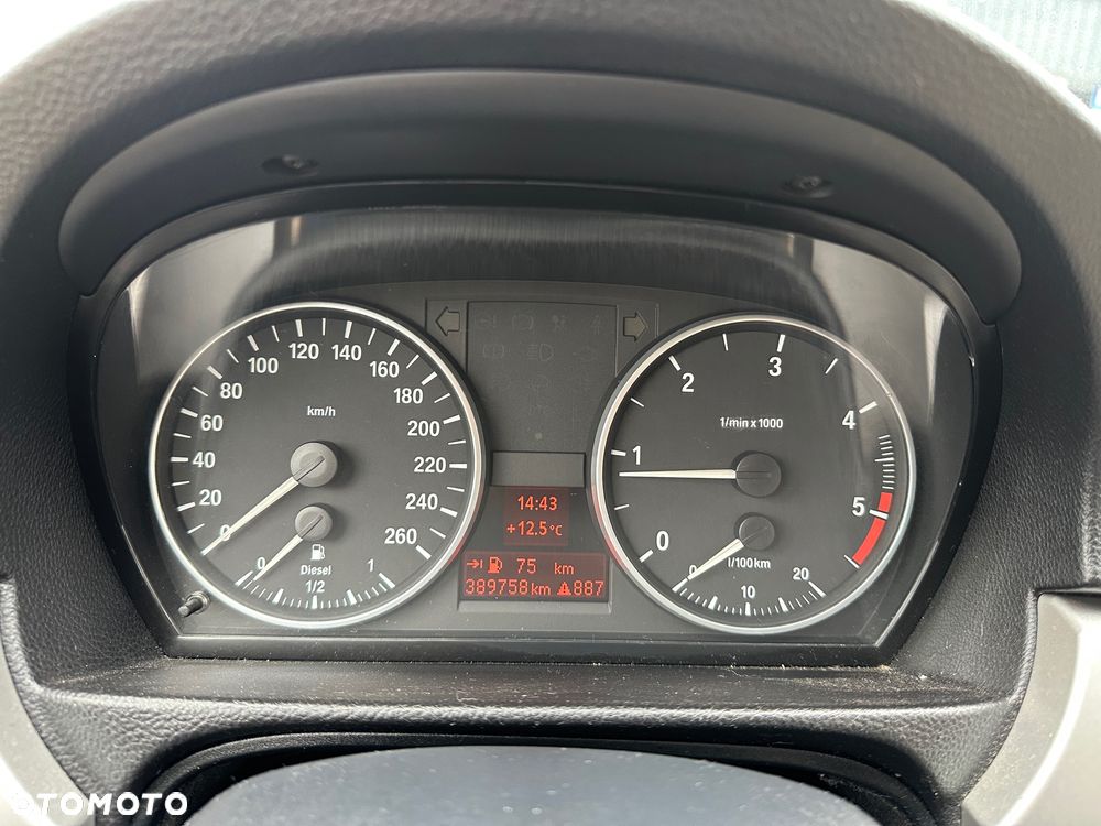 BMW Seria 3 318d - 6