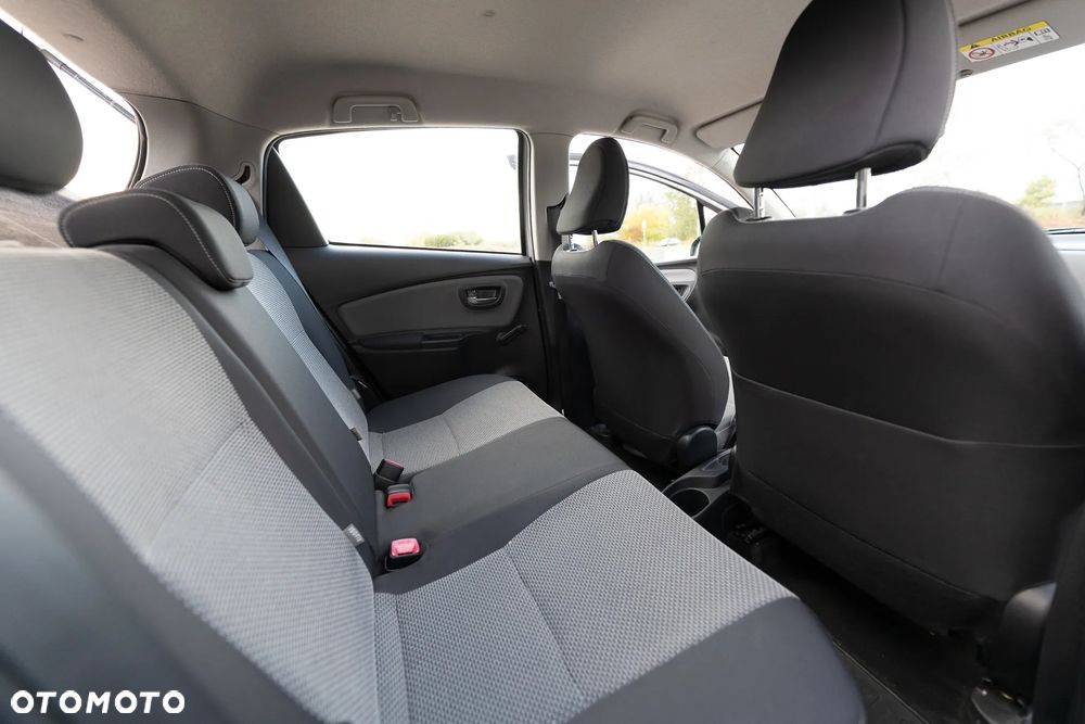 Toyota Yaris - 13