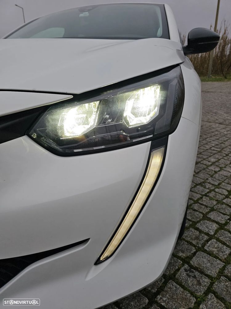 Peugeot 208 1.2 PureTech Active Pack - 8