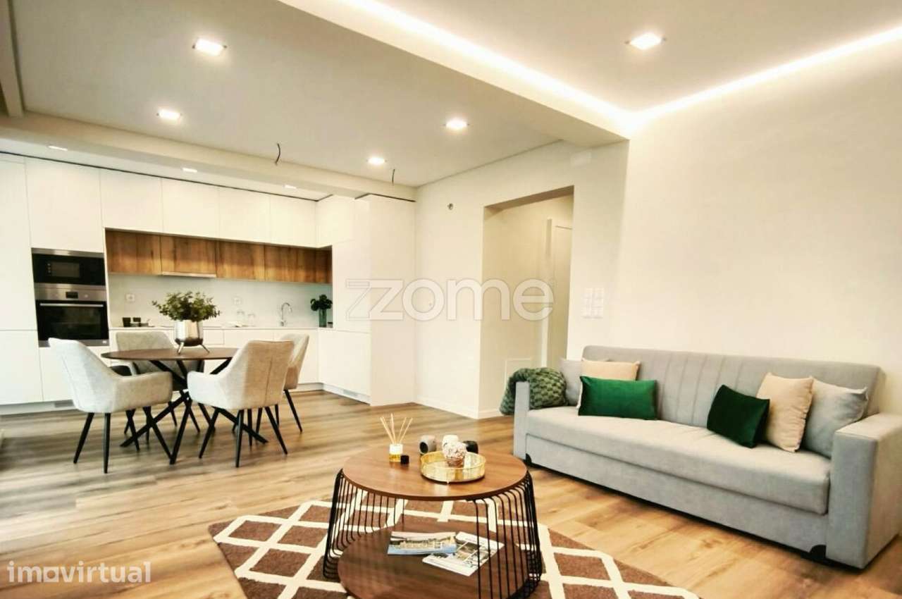 T3 em Benfica, com 100 m² de área útil, varanda de 10 m² - Grande imagem: 2/26