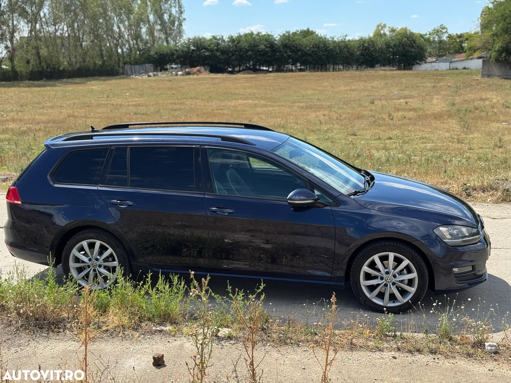 Volkswagen Golf 2.0 TDI DPF BMT Comfortline - 4