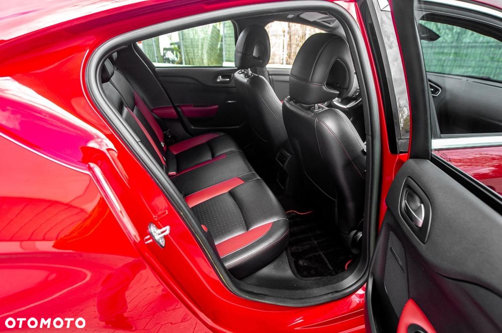 Citroën DS4 1.6 THP SoChic - 32