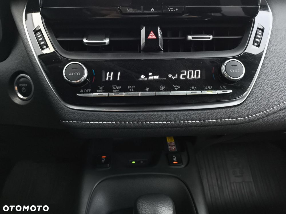 Toyota Corolla 1.8 Hybrid Style - 23