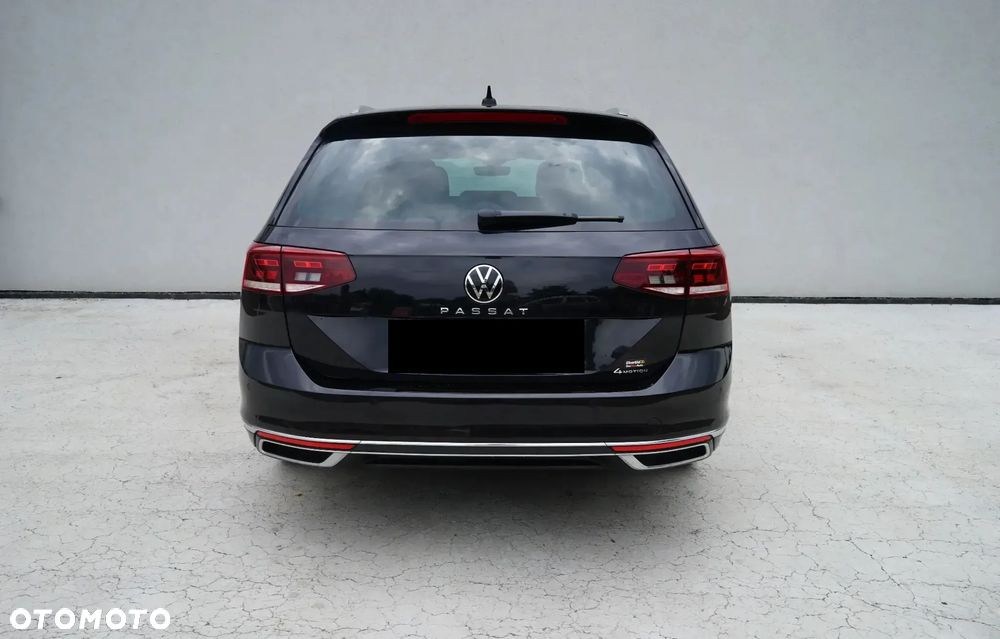 Volkswagen Passat 2.0 TDI 4Mot Elegance DSG - 4