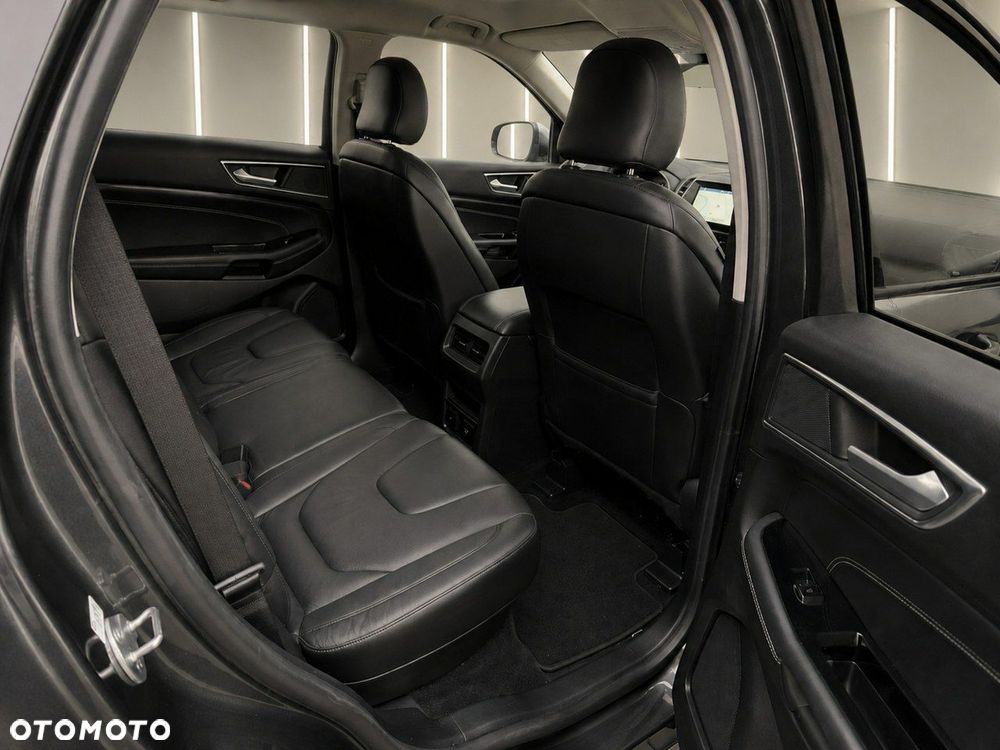 Ford Edge - 15