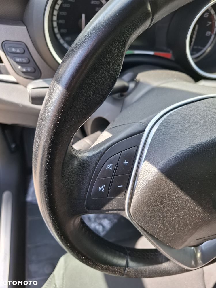 Alfa Romeo Giulietta 1.4 TB Distinctive - 19