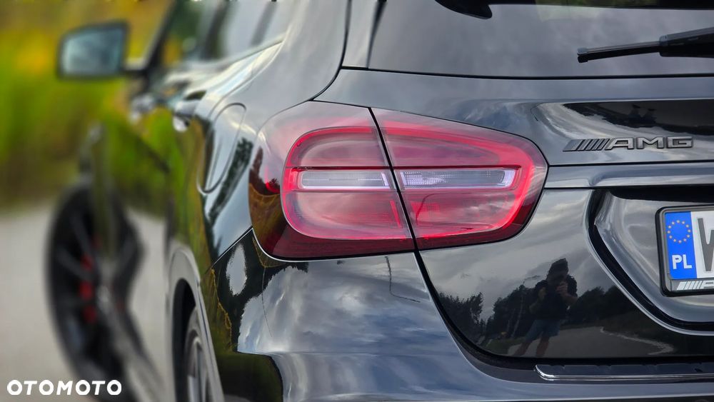 Mercedes-Benz GLA 45 AMG 4-Matic - 18