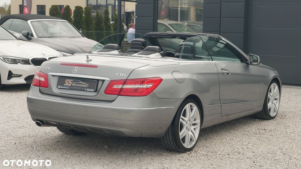 Mercedes-Benz Klasa E - 11