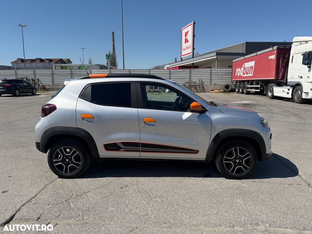 Dacia Spring Expression - 4