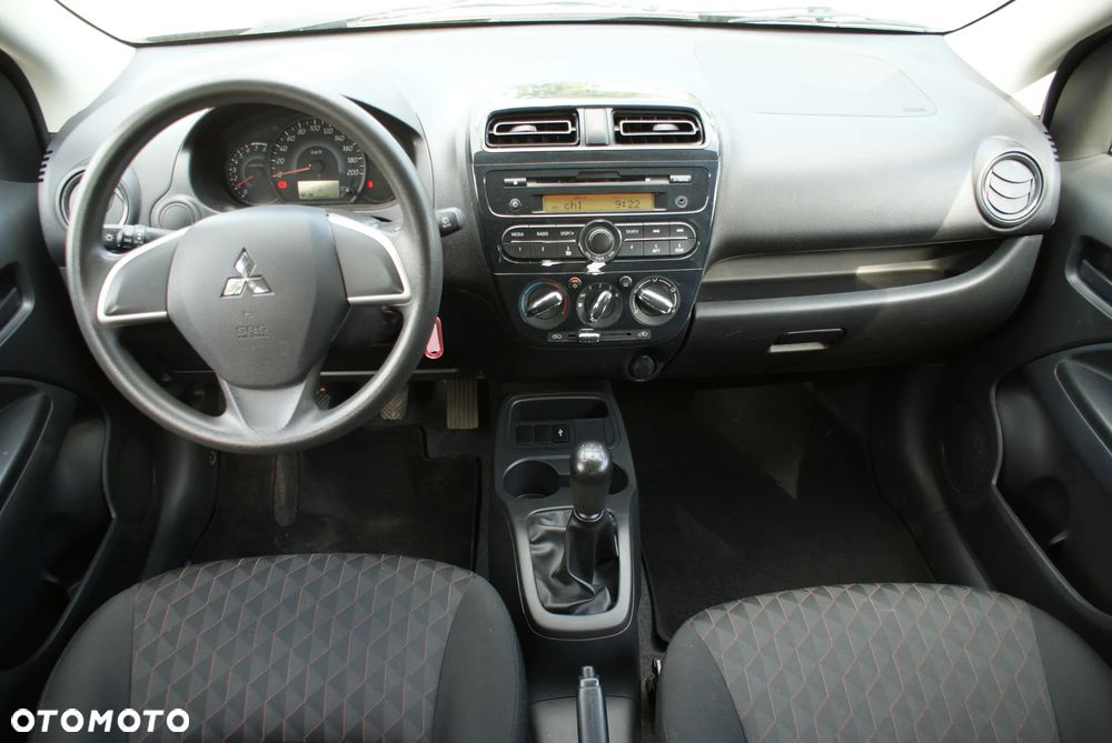 Mitsubishi Space Star - 6
