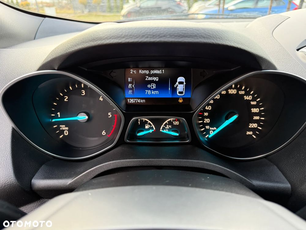 Ford Kuga 2.0 TDCi 2x4 ST-Line - 37