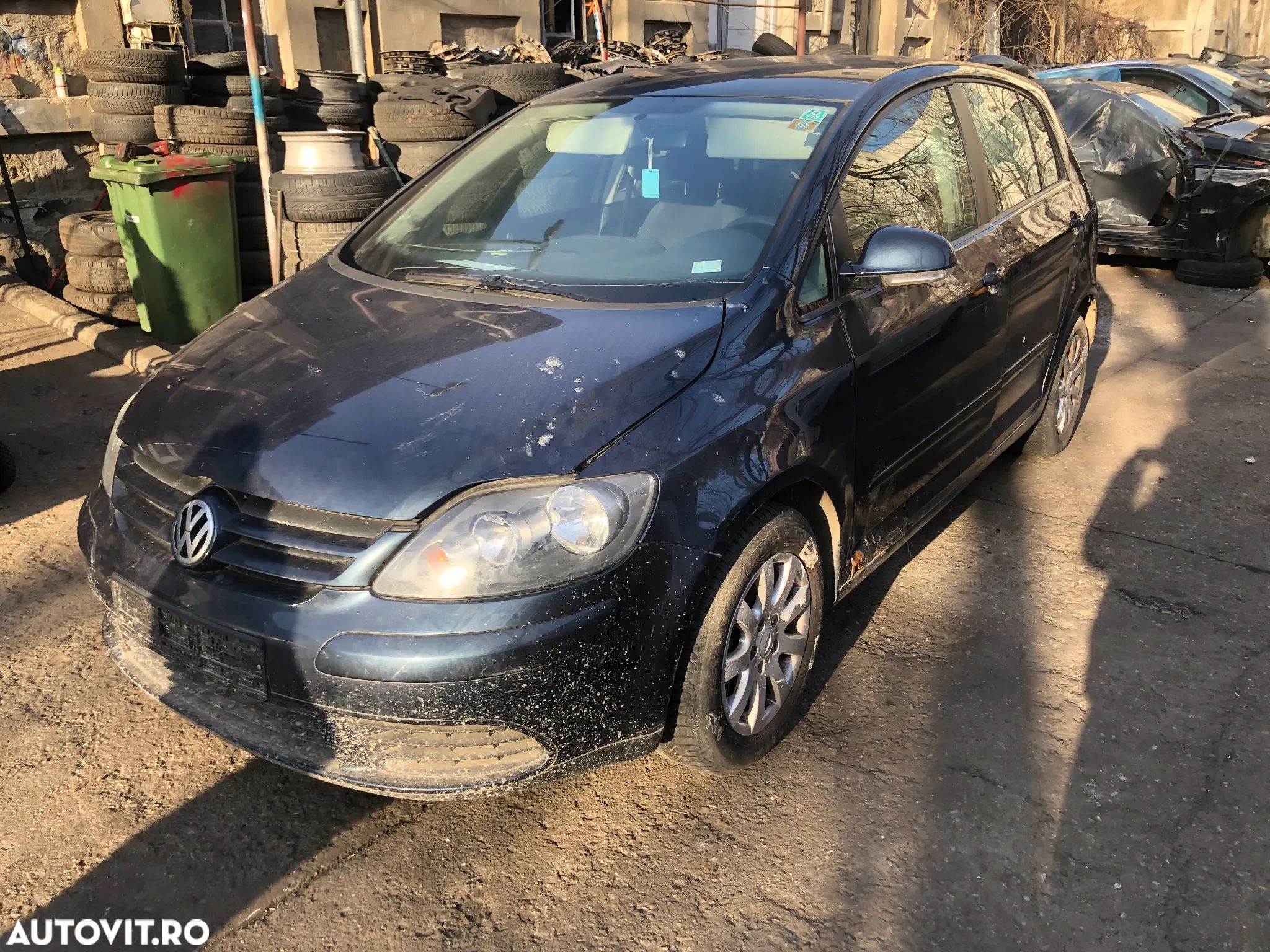 Dezmembrez Golf 5 plus 1.6 FSI BLF 85KW - 1