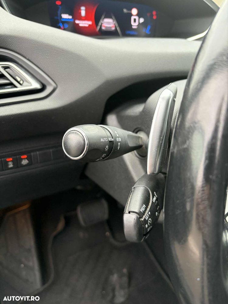 Peugeot 308 BlueHDi FAP 130 EAT8 Stop & Start Active Pack - 18