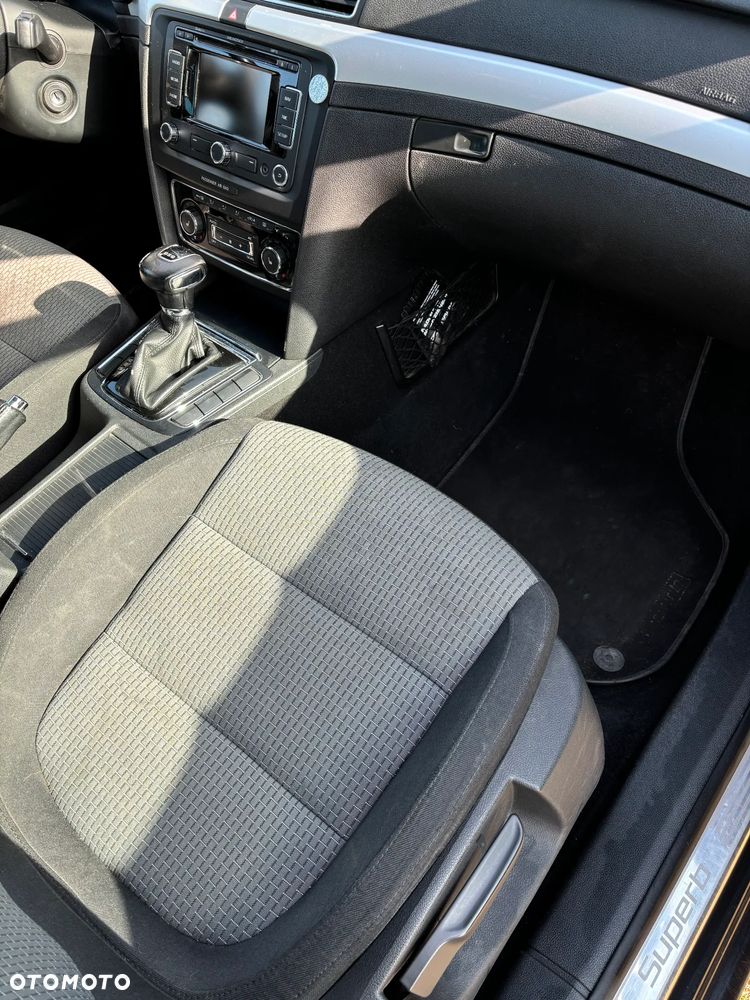 Skoda Superb 2.0 TDI DSG Elegance - 7