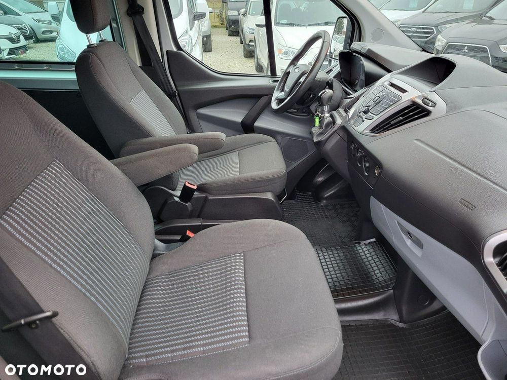 Ford Transit Custom - 17