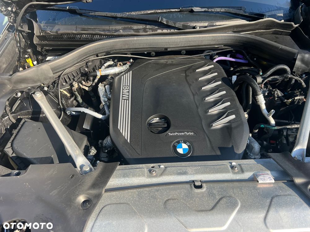 BMW X4 - 16