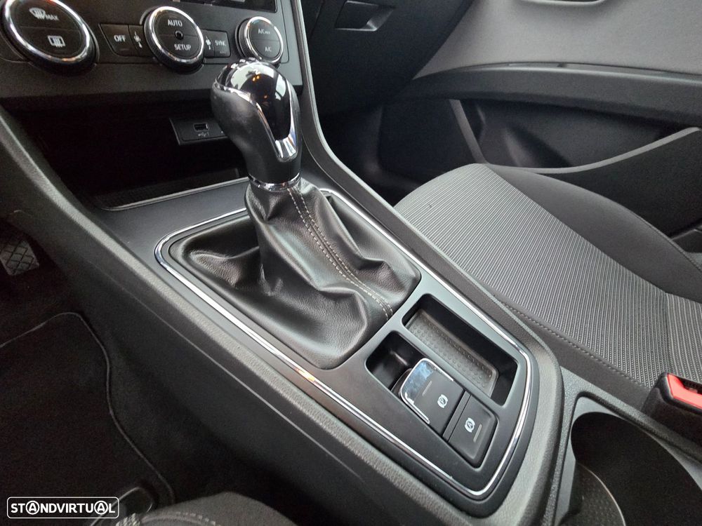 SEAT Leon ST 1.6 TDI Reference S/S - 10