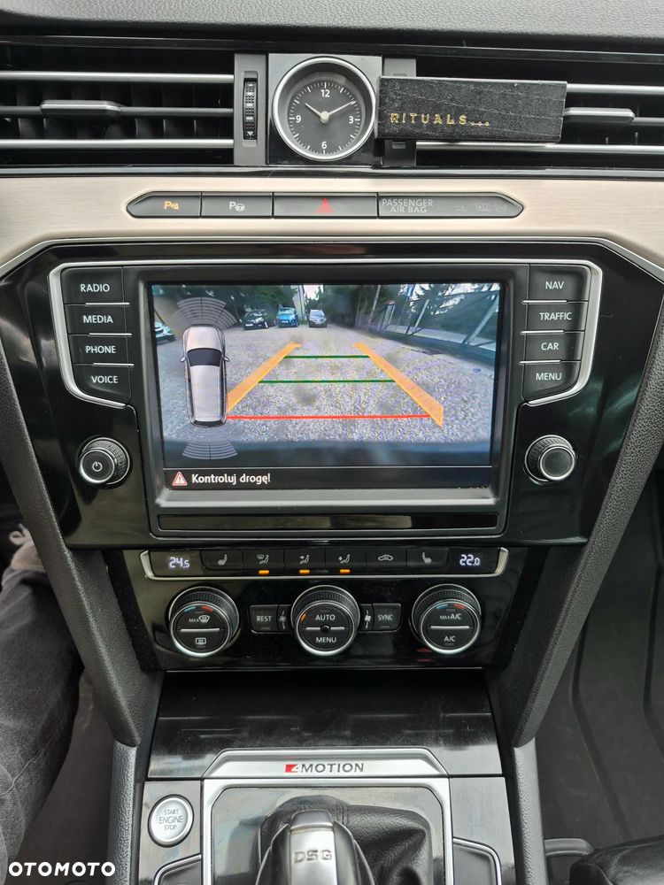 Volkswagen Passat 2.0 TDI SCR (BlueMotion Tech) 4Motion D Highline - 26