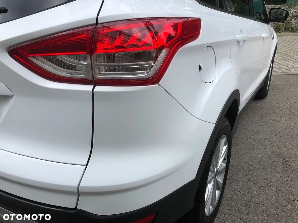 Ford Kuga 2.0 TDCi 2x4 Business Edition - 19