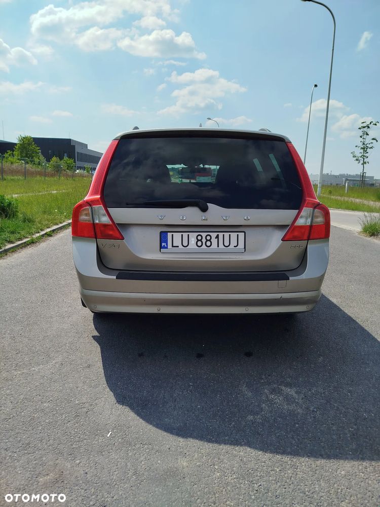 Volvo V70 2.0D Momentum - 8