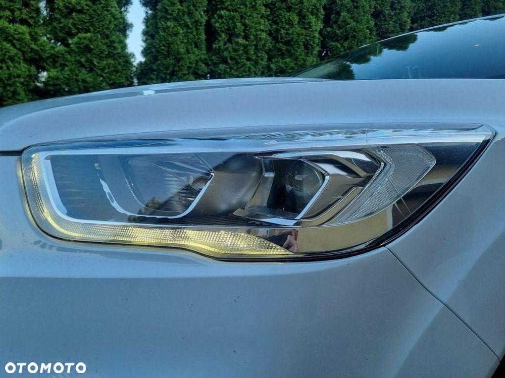 Ford Kuga - 3