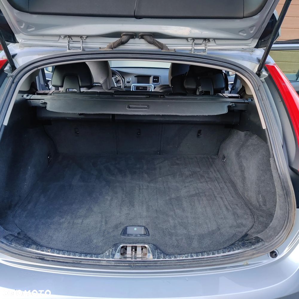 Volvo V60 D4 Drive-E Summum - 11