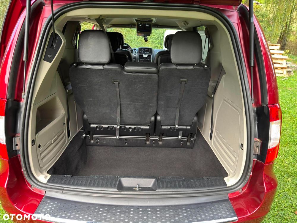 Chrysler Town & Country 3.6 Touring - 11