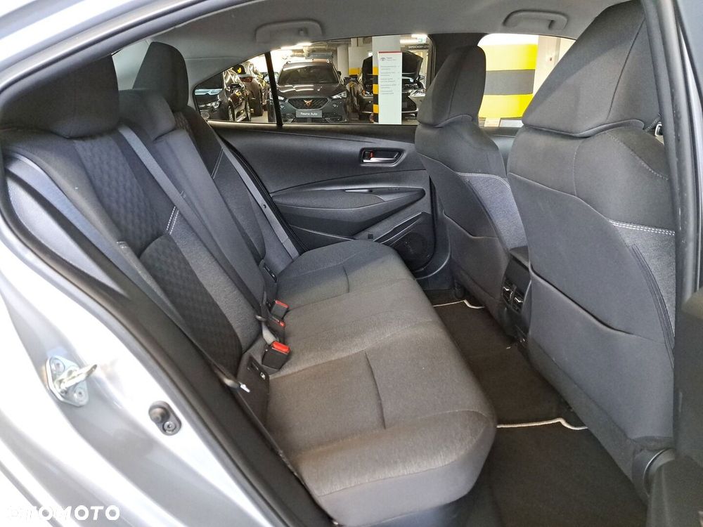 Toyota Corolla 1.8 Hybrid Comfort - 15