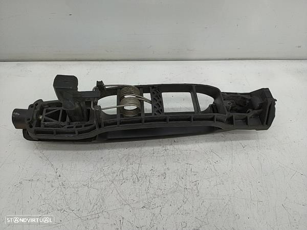 Puxador Tras Direito Mercedes-Benz C-Class (W202) - 2