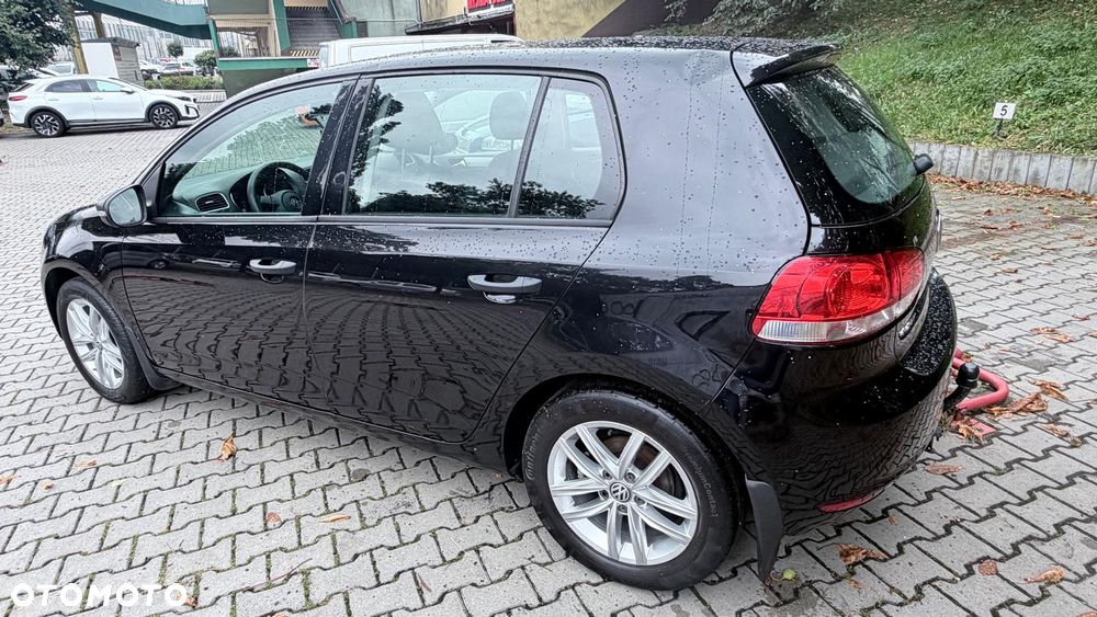 Volkswagen Golf 1.6 TDI Comfortline - 6