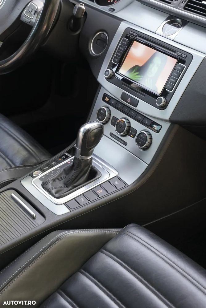 Volkswagen Passat CC 2.0 TDI BlueMotion Technology DSG Exclusive - 25