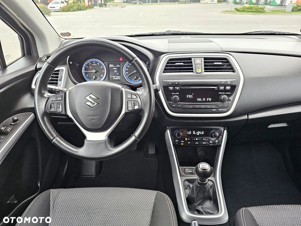 Suzuki SX4 S-Cross 1.6 VVT 4x2 Comfort - 21