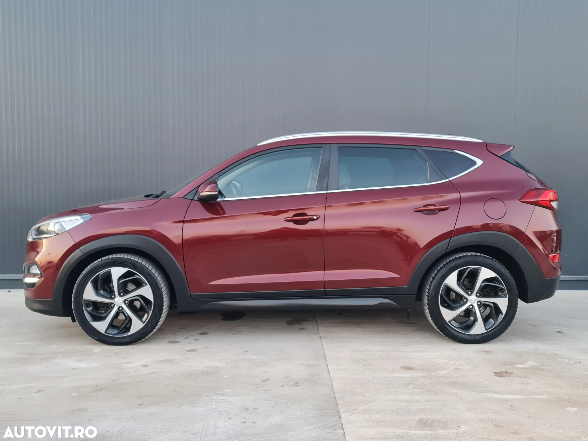 Hyundai Tucson blue 1.7 CRDi 2WD Passion Plus - 13