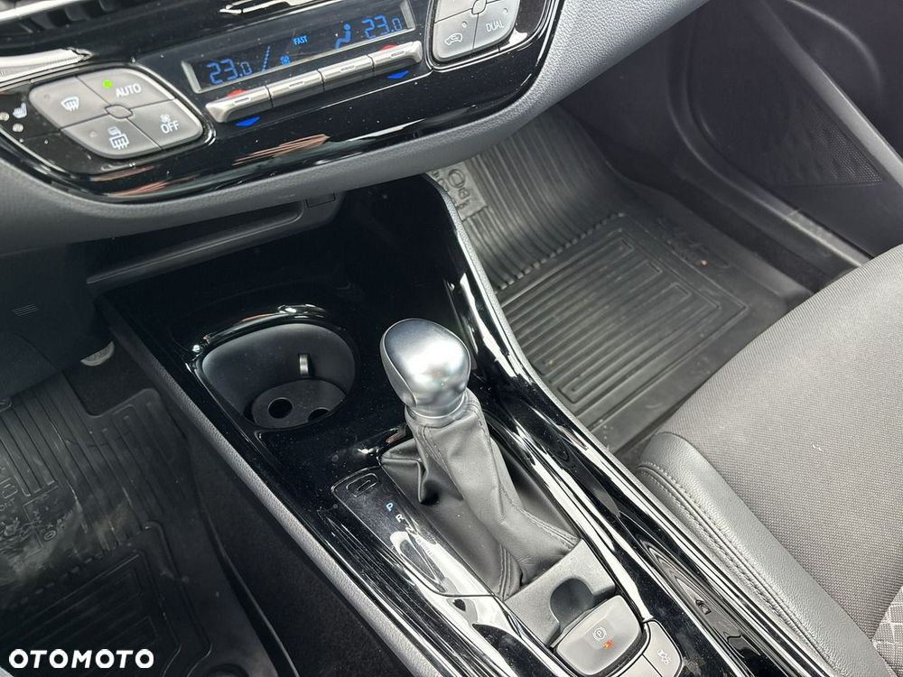 Toyota C-HR 1.8 Hybrid GPF Style - 25